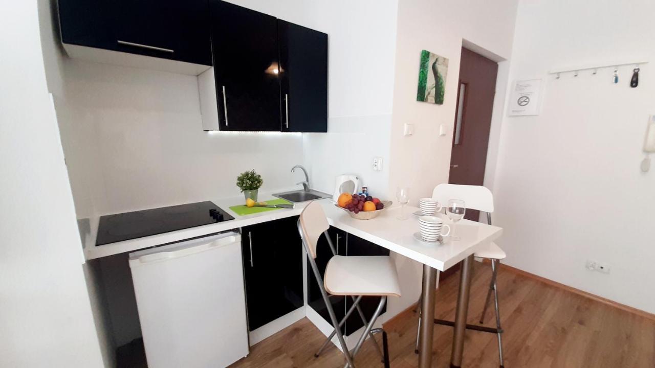 Apartament Z Balkonem I Bezplatnym Parkingiem Гданьск Экстерьер фото