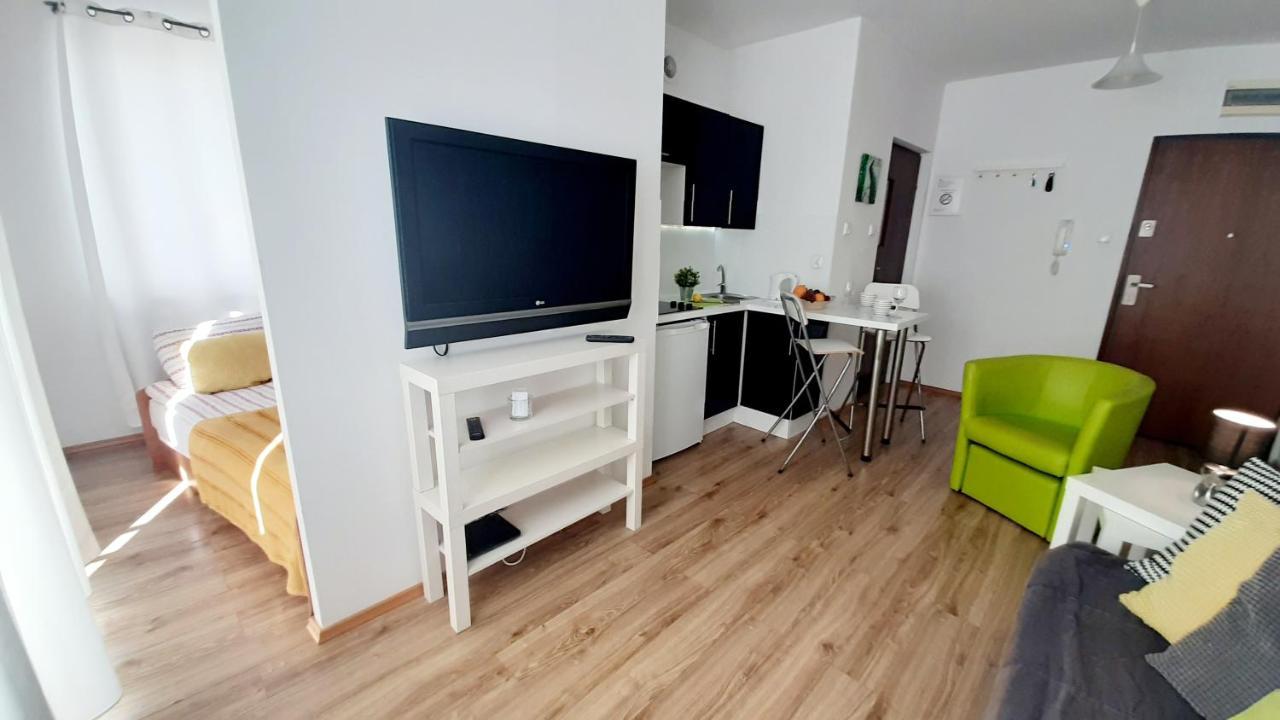 Apartament Z Balkonem I Bezplatnym Parkingiem Гданьск Экстерьер фото