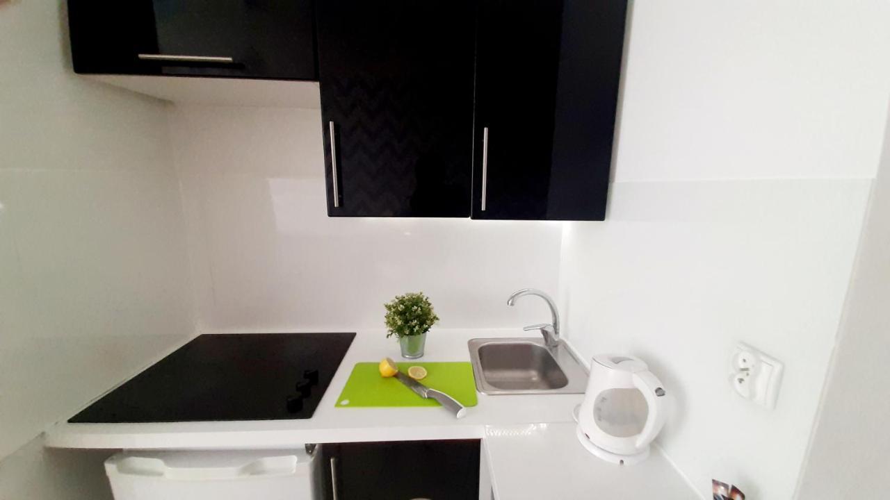 Apartament Z Balkonem I Bezplatnym Parkingiem Гданьск Экстерьер фото