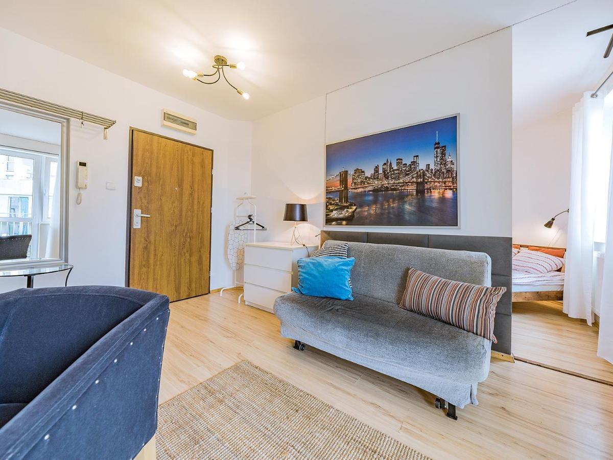 Apartament Z Balkonem I Bezplatnym Parkingiem Гданьск Экстерьер фото