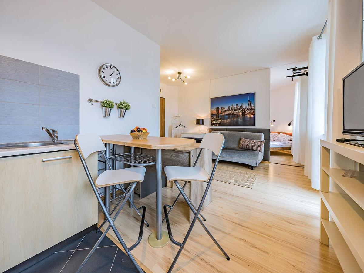Apartament Z Balkonem I Bezplatnym Parkingiem Гданьск Экстерьер фото